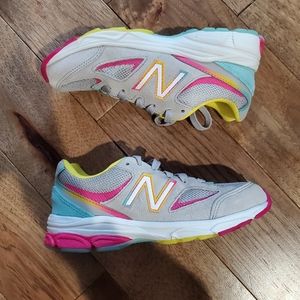New Balance 888 size 1.5 kids new